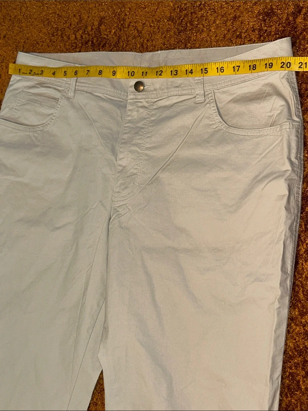 Columbia Men’s Off-White Straight-Leg Chinos